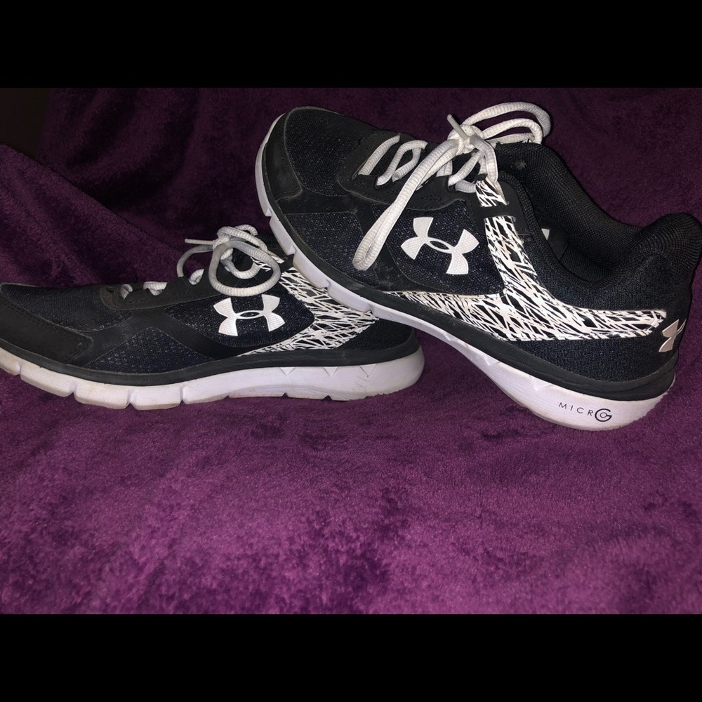 Women’s Nike micro G shoes!
